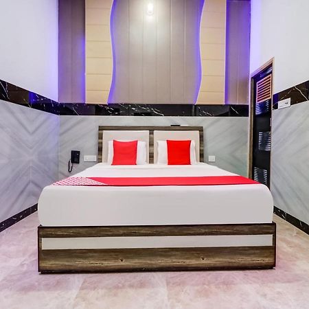 Oyo Flagship 83121 Hotel Rose Vip Saharanpur Zewnętrze zdjęcie