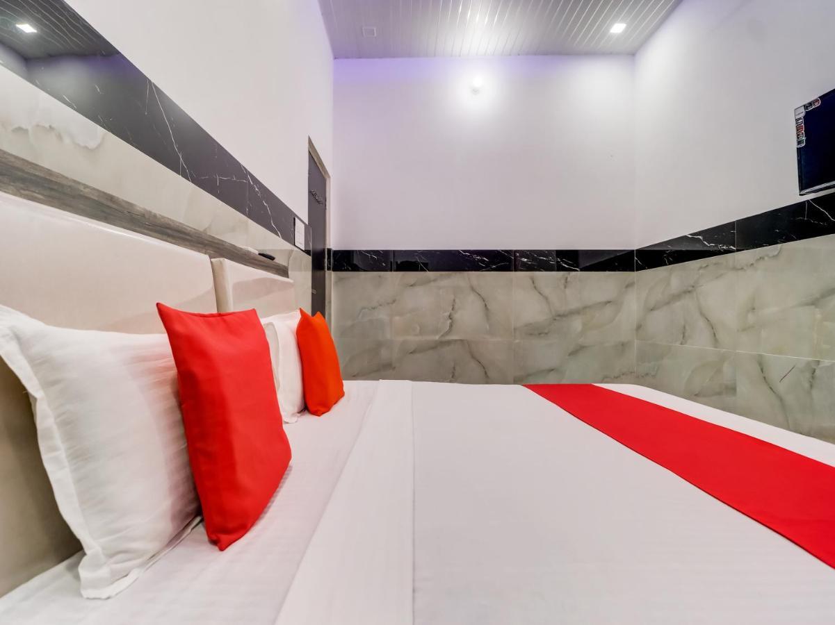 Oyo Flagship 83121 Hotel Rose Vip Saharanpur Zewnętrze zdjęcie