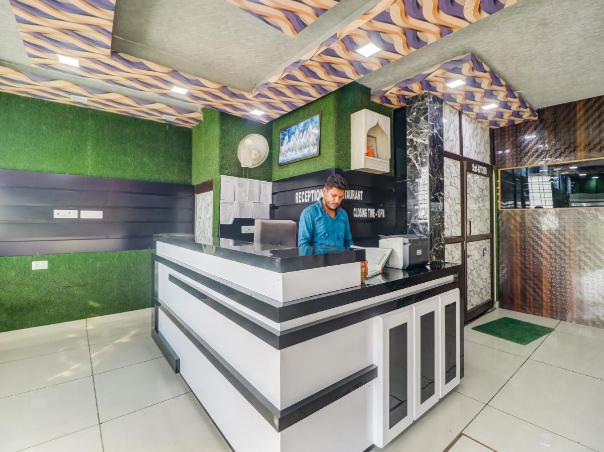 Oyo Flagship 83121 Hotel Rose Vip Saharanpur Zewnętrze zdjęcie